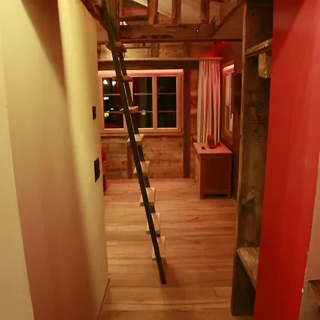 Schirle Horská chata *